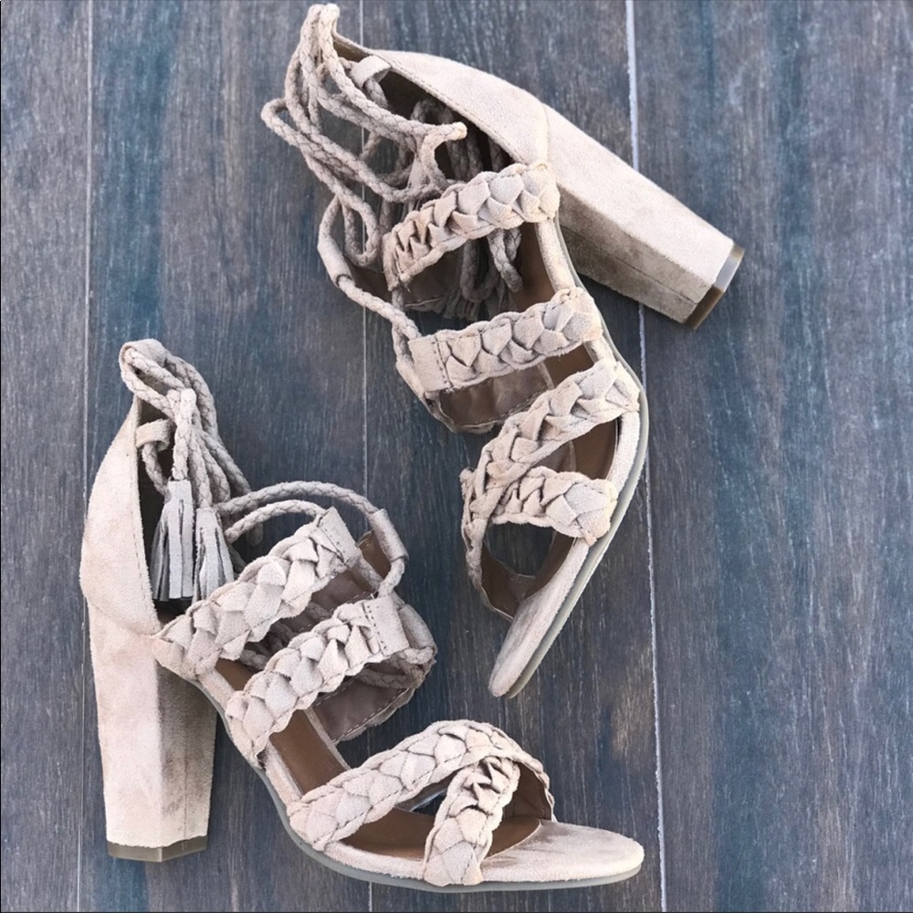 NIB Braided Tassel Chunky Heel Boho Sandal - Picture 8 of 8